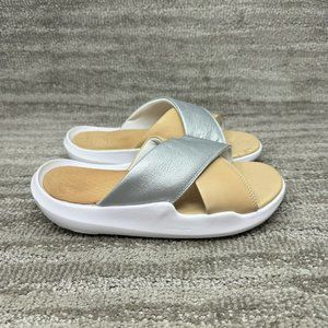 Nike Wmns Benassi Future Cross SE Premium AO2641-001 SIZE 8